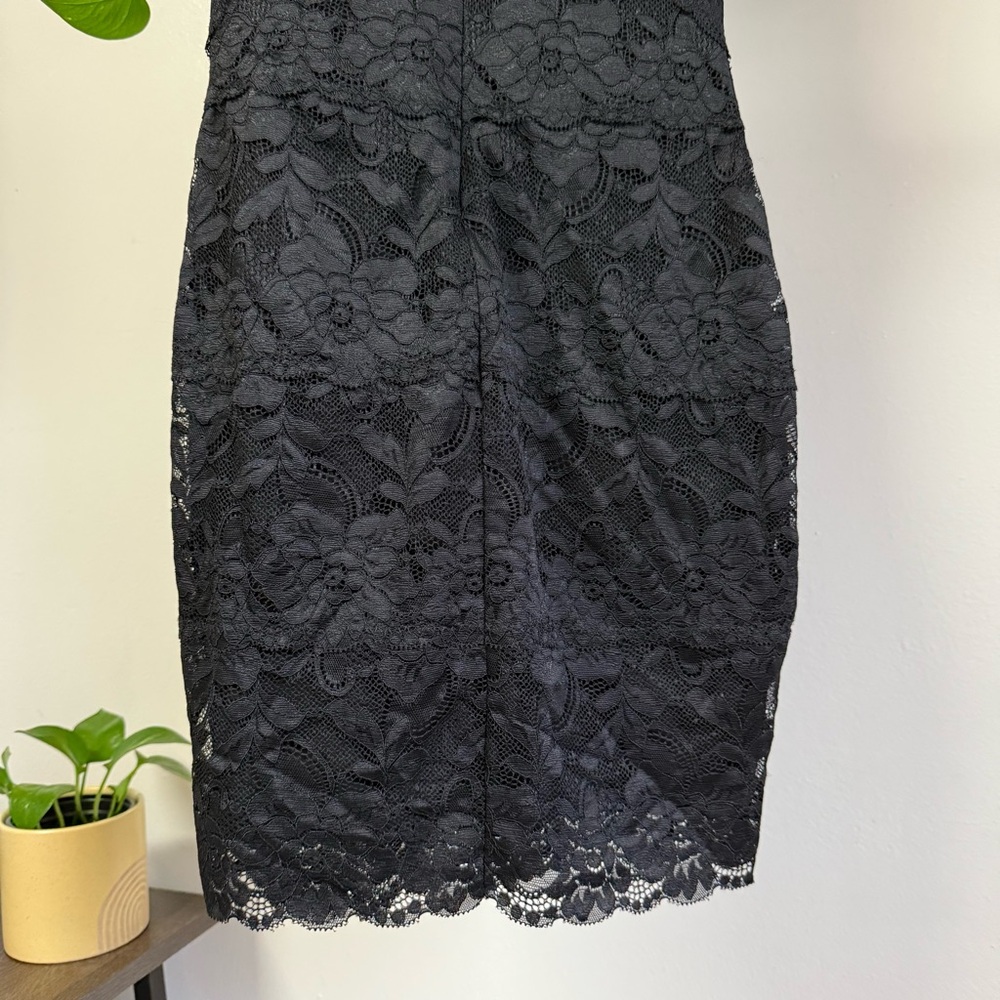 GUESS Silvana Black Floral Lace Cutout Bodycon Mini Dress Sleeveless XS - Picture 8 of 11